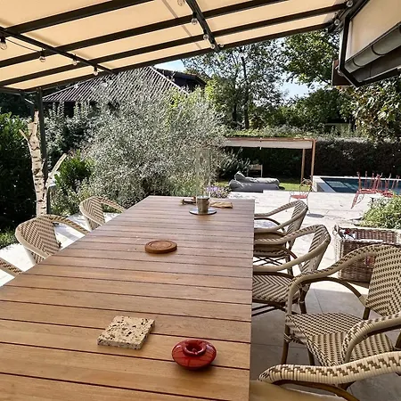 Grande Maison Familiale Au Bord Du Léman Villa